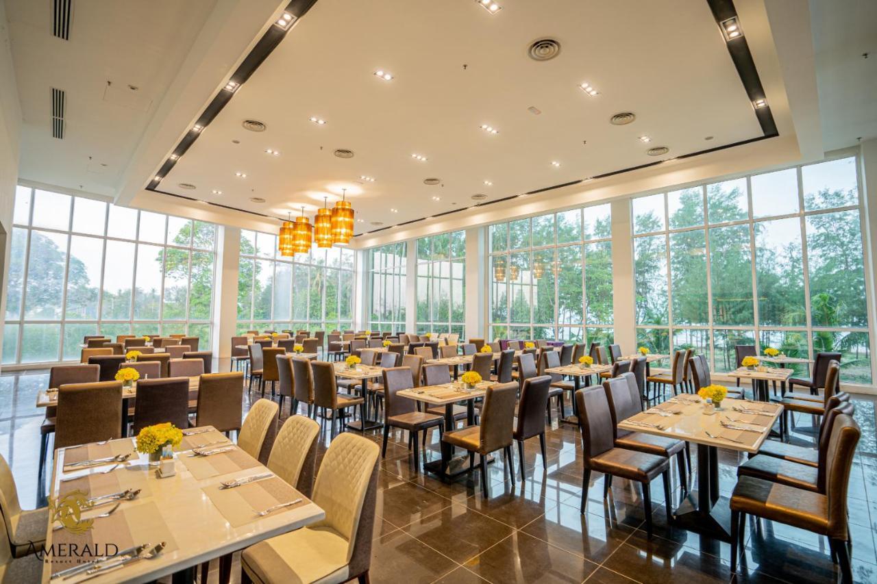 Amerald Resort Hotel Desaru Pengerang Dış mekan fotoğraf